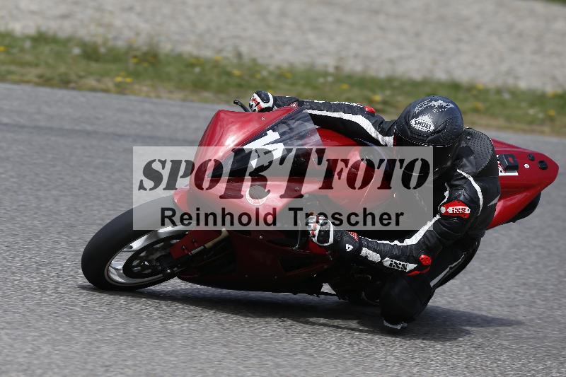 /09 19.04.2026  Caremotion get faster ADR/Gruppe rot/14